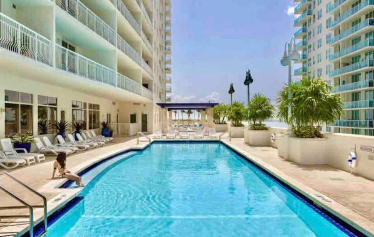 Amazing Condo With Free Parking In Brickell Miami Esterno foto