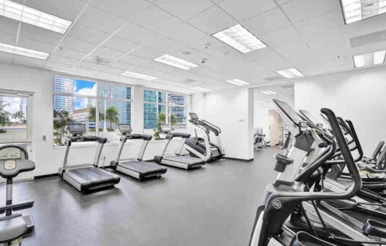 Amazing Condo With Free Parking In Brickell Miami Esterno foto
