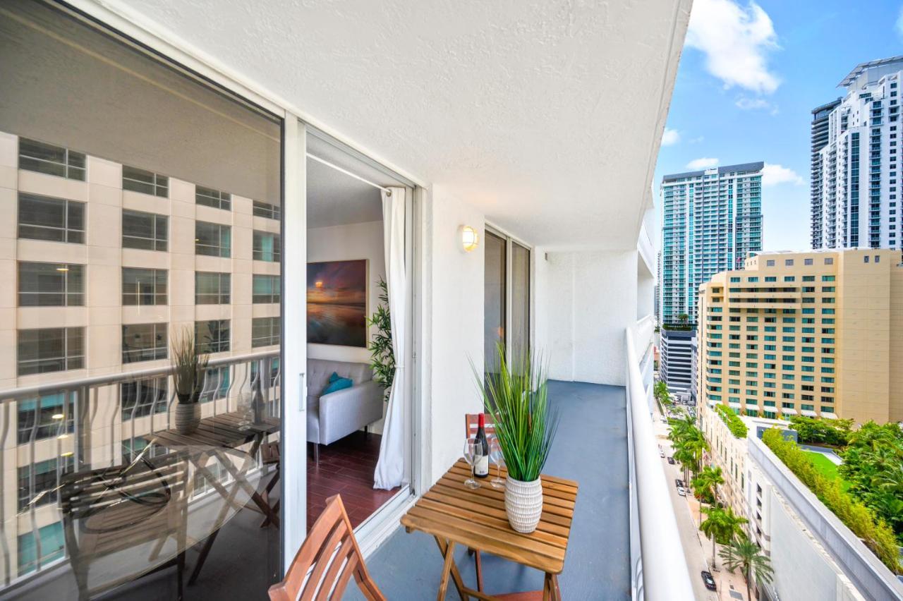 Amazing Condo With Free Parking In Brickell Miami Esterno foto